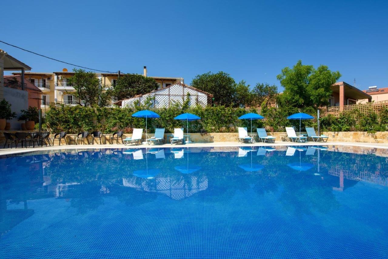 Angelo Del'Arte Estate Hotel Kanali  Bagian luar foto