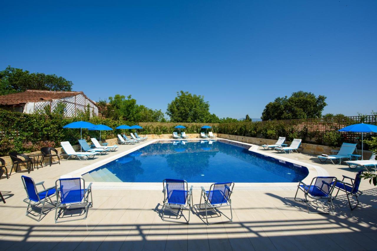 Angelo Del'Arte Estate Hotel Kanali  Bagian luar foto