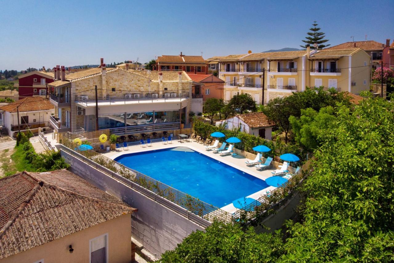 Angelo Del'Arte Estate Hotel Kanali  Bagian luar foto