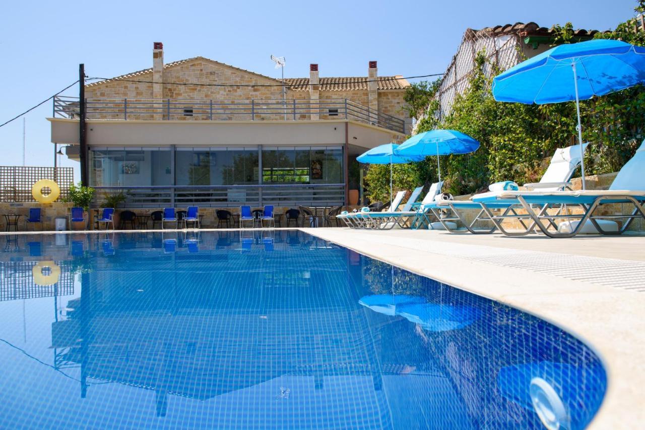 Angelo Del'Arte Estate Hotel Kanali  Bagian luar foto